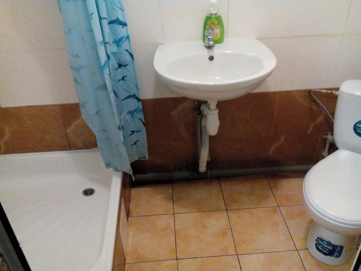 Hostel On Flotska Ιβανό-Φρανκίβσκ Εξωτερικό φωτογραφία