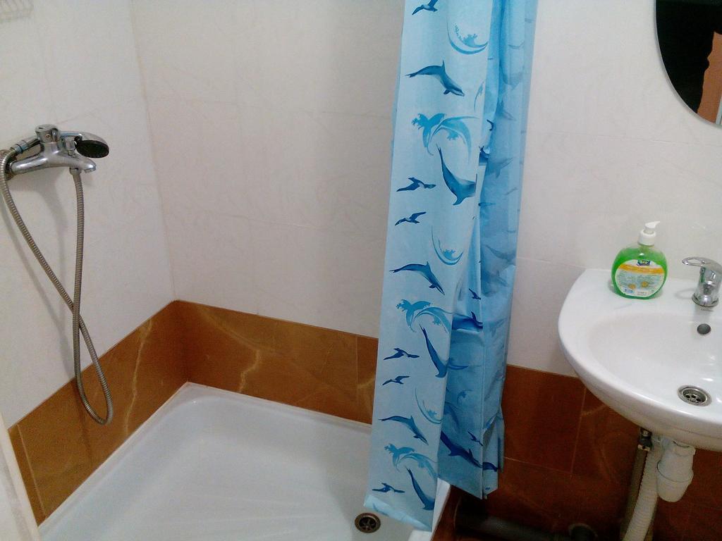 Hostel On Flotska Ιβανό-Φρανκίβσκ Εξωτερικό φωτογραφία
