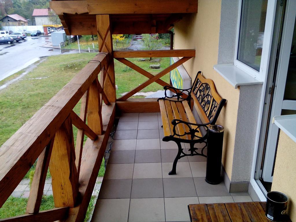 Hostel On Flotska Ιβανό-Φρανκίβσκ Εξωτερικό φωτογραφία