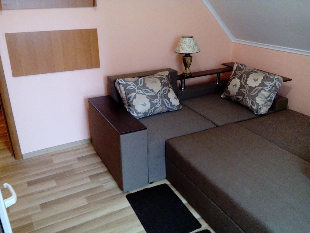 Hostel On Flotska Ιβανό-Φρανκίβσκ Εξωτερικό φωτογραφία