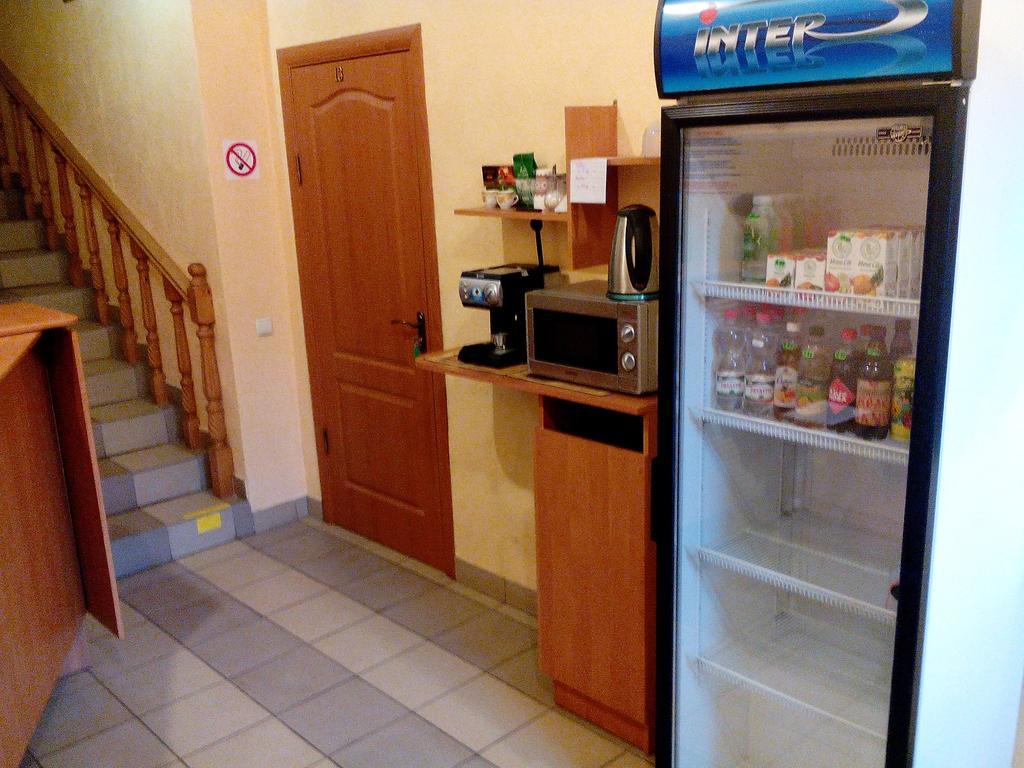 Hostel On Flotska Ιβανό-Φρανκίβσκ Εξωτερικό φωτογραφία
